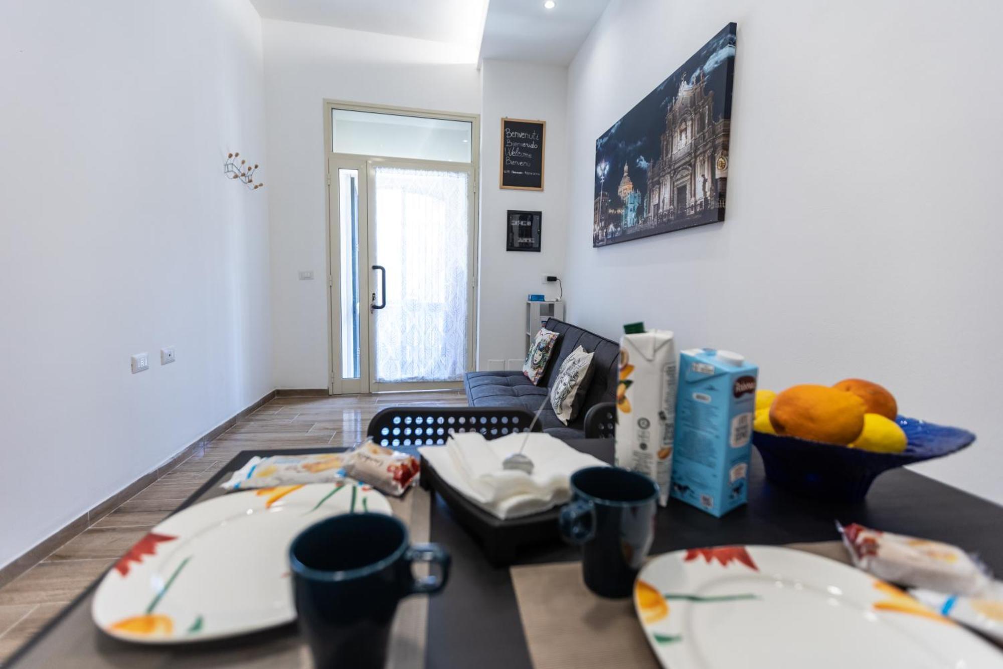 Al Castello-Independent House Villa Catania Exterior photo