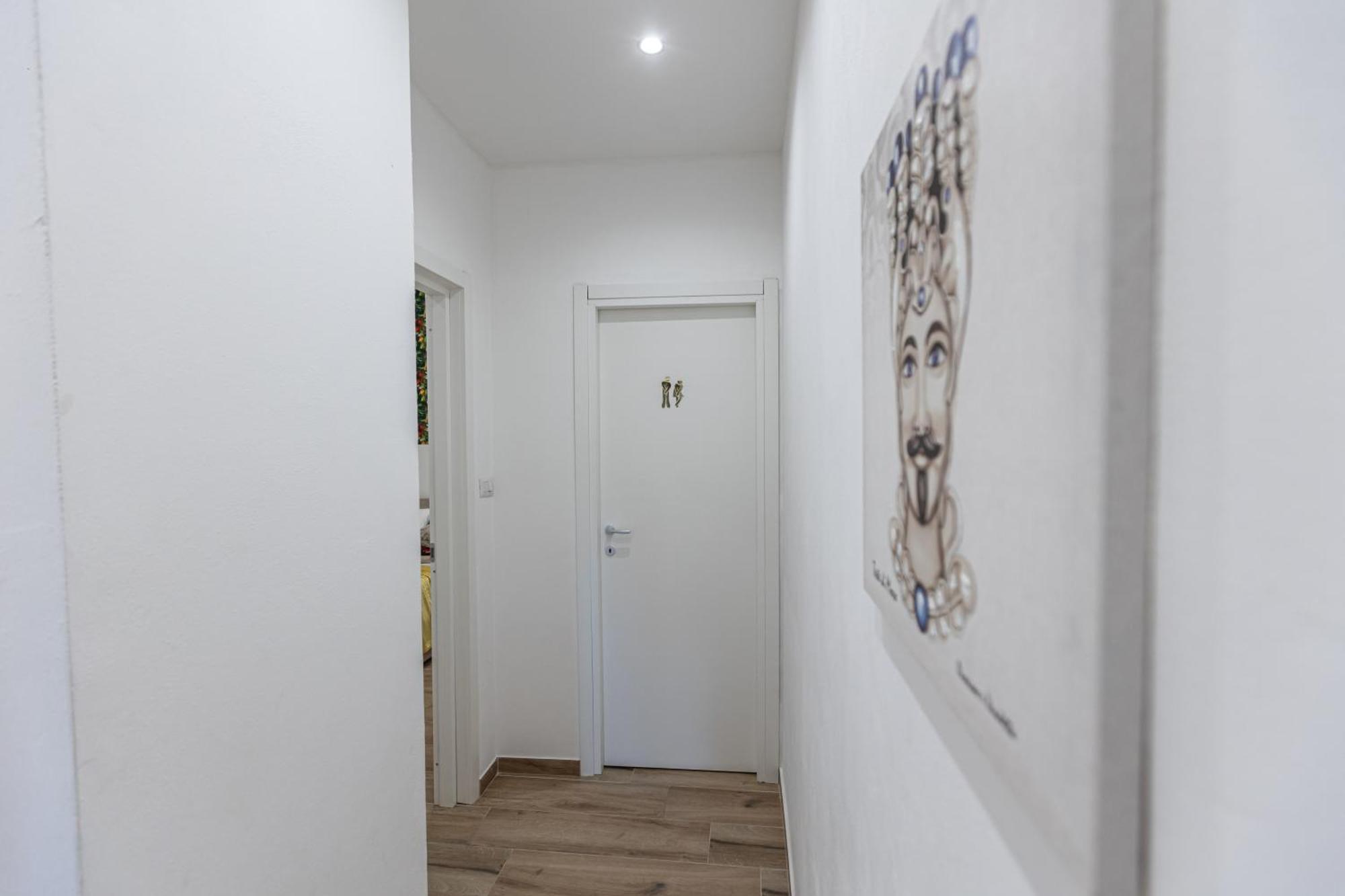 Al Castello-Independent House Villa Catania Exterior photo